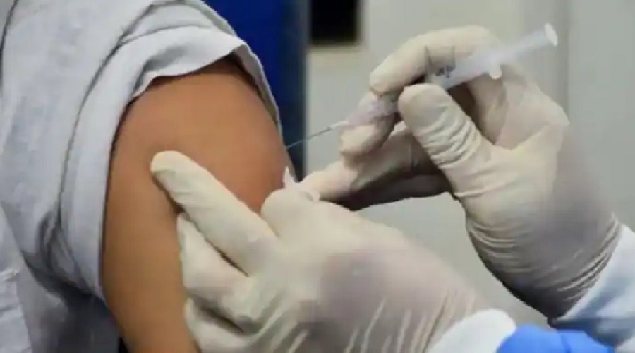 દેશમાં માત્ર 20 ટકા લોકોએ કોરોના રસીનો બુસ્ટર ડોઝ લીધો, લોકોમાંથી કોરોનાનો ભય થઈ રહ્યો છે દુર